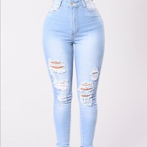 New fashion nova jeans with tag !